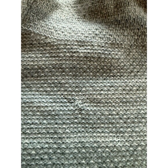 Garnet Hill cashmere sweater - Picture 11 of 12